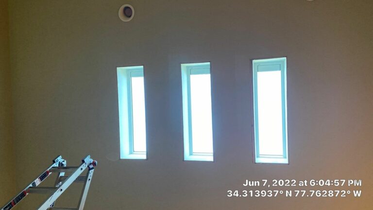 VELUX New skylight installation Fixed units with Solar-powered blinds